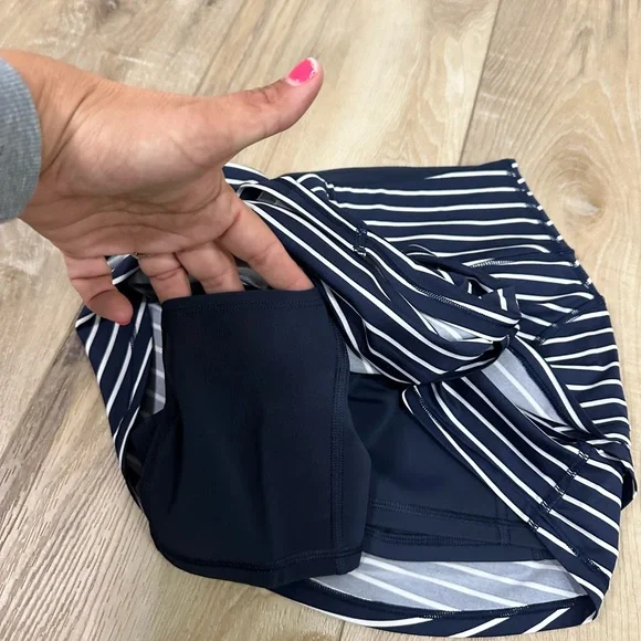 LIKE NEW ATHLETA Stealth Sculptek Skirt Tennis Skirt - Picture 6 of 12